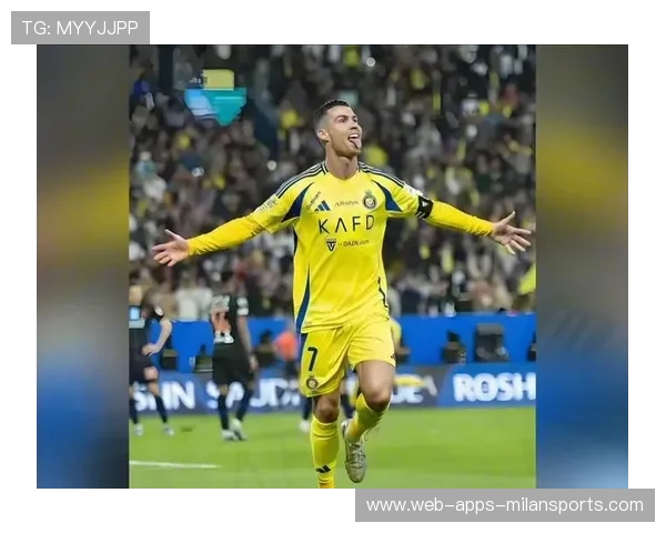 C罗本赛季目标直指金靴,挑战巅峰再创辉煌 C罗本赛季目标直指金靴,挑战巅峰再创辉煌